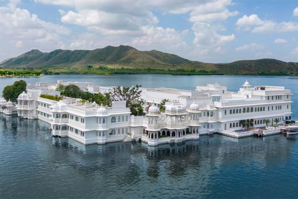 Discover Royal Luxury with Taj Hotels in Rajasthan